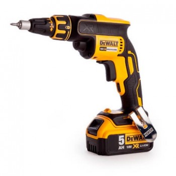 Шуруповерт DeWalt DCF620P2K