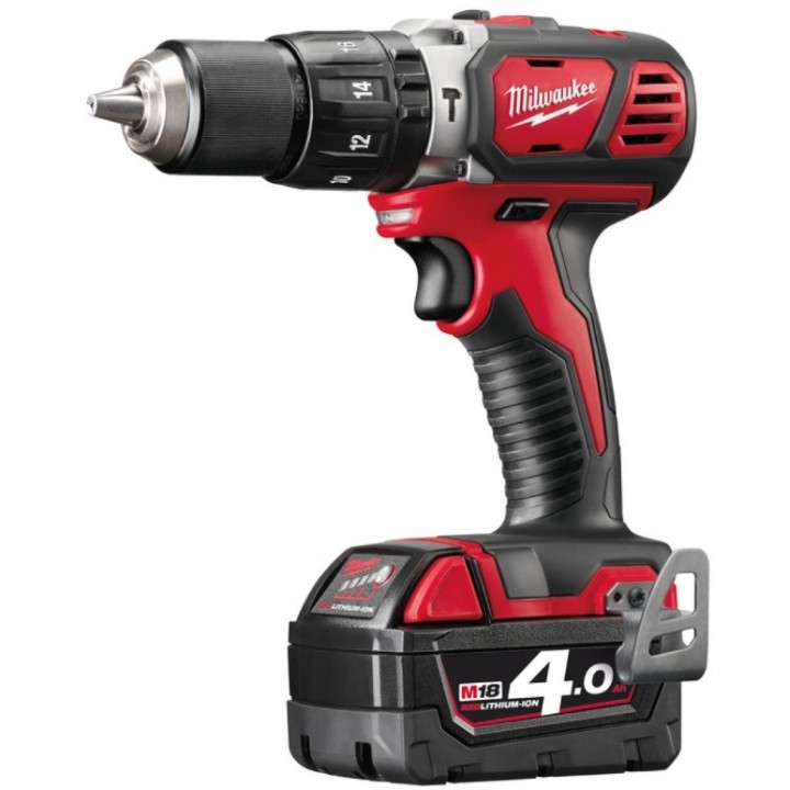 Шуруповерт Milwaukee M18BPD-402C