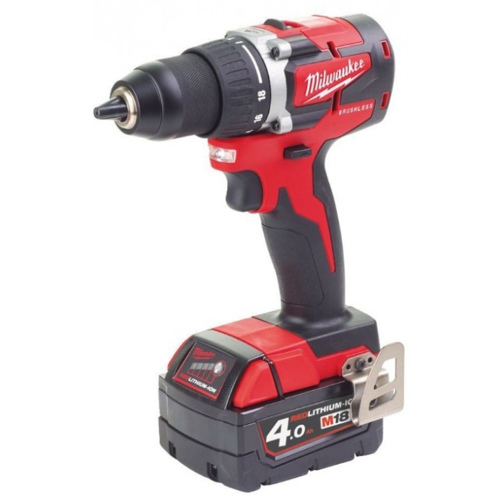 Mașină de înșurubat Milwaukee M18CBLDD-402C